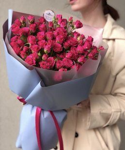 Bouquet of spray roses №512