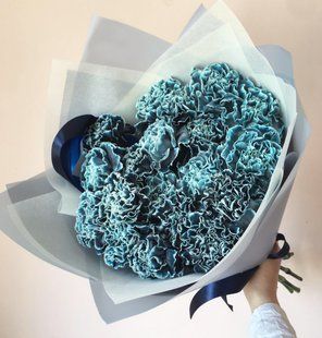 Bouquet of 19 marble carnations, Blue shade №637