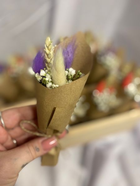 Mini bouquet of dried flowers with gypsophila №2