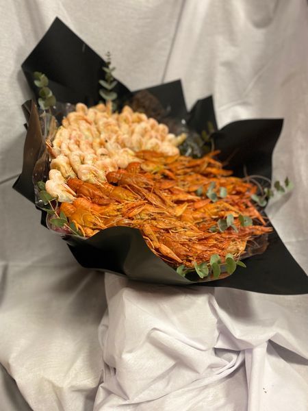 Heart-shaped bouquet of crayfish №38