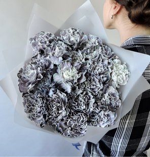 Bouquet of 19 marble carnations, Gray shade №638