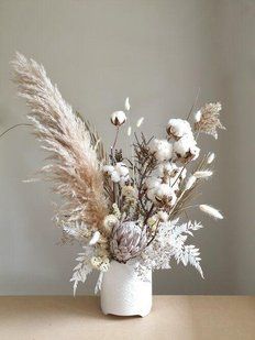Interior composition with cotton made from dried flowers in natural shades №11