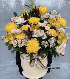 Flower arrangement in a box №14