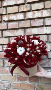 Burgundy dried flowers in a box №36
