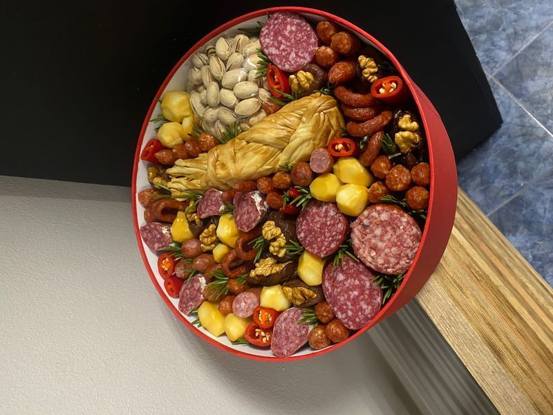 Edible composition of sausage and cheese in a box №6