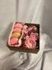 Box with flowers and macaroons №42