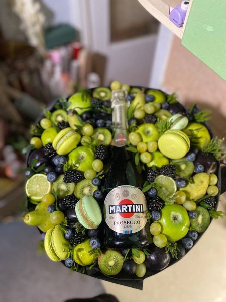 Green fruit bouquet №17 (alcohol is not included in the price)