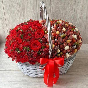 Мʼясна композиція в кошику №53 88353 фото