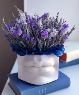Composition of lavender and statice №37