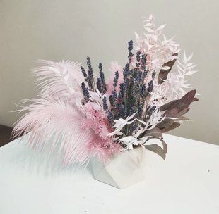 Small interior composition with lavender №43