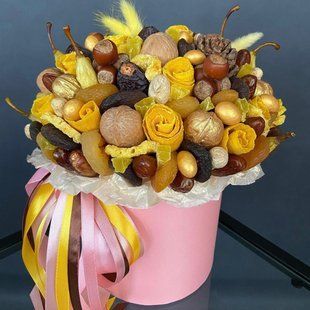 Box of dried fruits and nuts №35