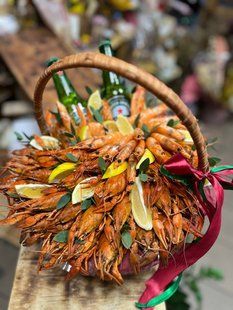 Basket with crayfish and shrimp №27