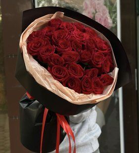Red roses, 29 pieces №519