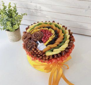 Box of dried fruits №32